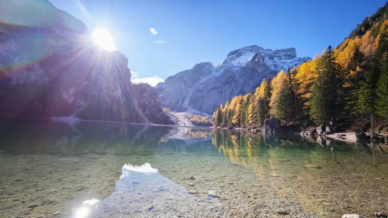 Lago di Braies 2026: horário ideal, fotos sem fila e estacionamento